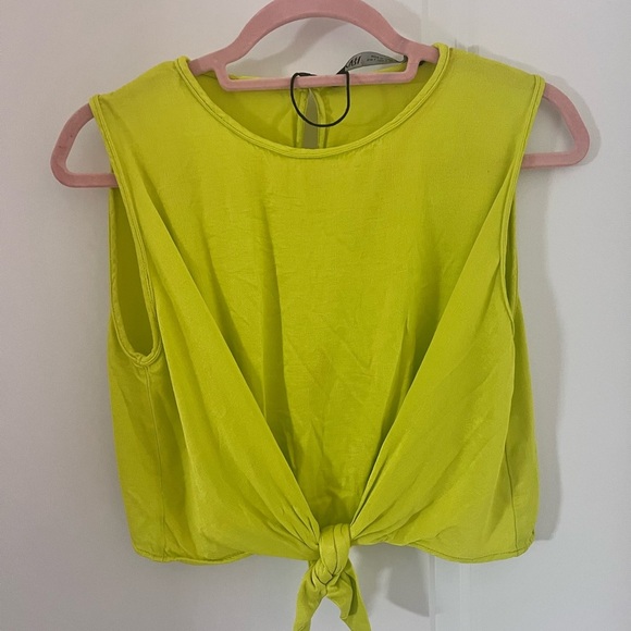 Neon Yellow Sleeveless Tie-Front CropTop Size Large - Picture 3 of 7